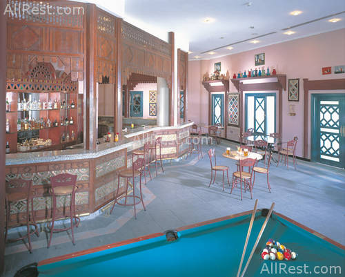 Sonesta Club Hotel 6